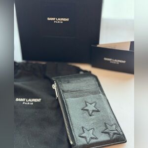 Saint Laurent Credit Card Holder, black, pre-loved. Poncho Lux/F Cocco Florida
